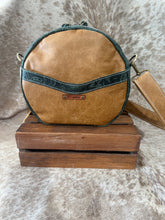 Load image into Gallery viewer, Canteen purse